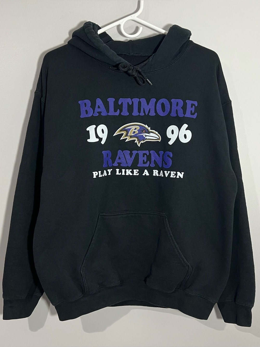 NFL Baltimore Ravens Play Like A Raven Black Sweatshirt Hoodie Mens Medium